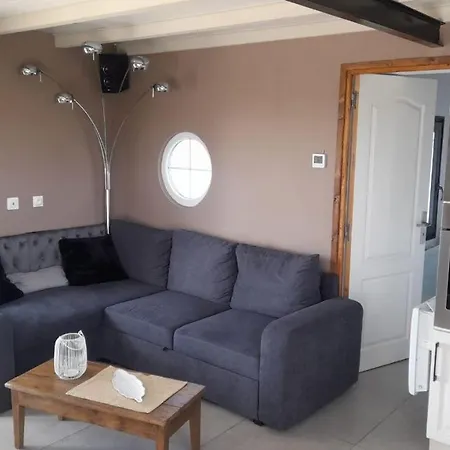 2 Etoiles Proche Salers Cantal Auvergne Σπίτι διακοπών *